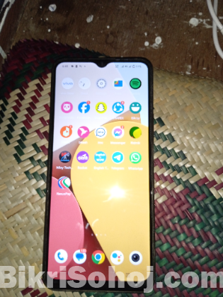 Vivo y16